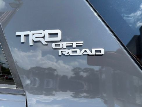 Used 2024 Toyota 4Runner TRD Off-Road Premium w/ Off Road Premium Plus Package AWD/4WD image 6