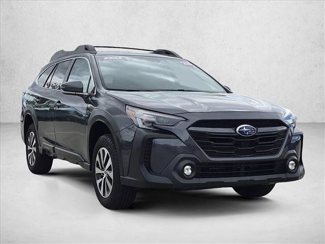 Used 2025 Subaru Outback Premium AWD/4WD image 3