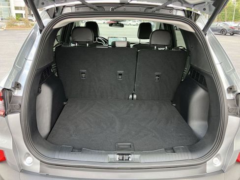 Used 2024 Ford Escape SE w/ PHEV Premium Package FWD image 32