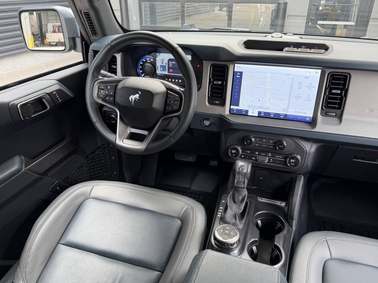 Used 2024 Ford Bronco Outer Banks AWD/4WD image 24