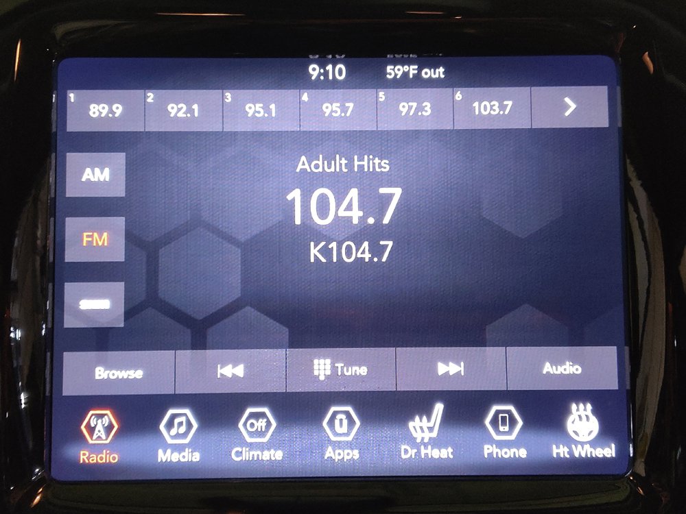 Used 2019 Jeep Cherokee Limited AWD/4WD image 25