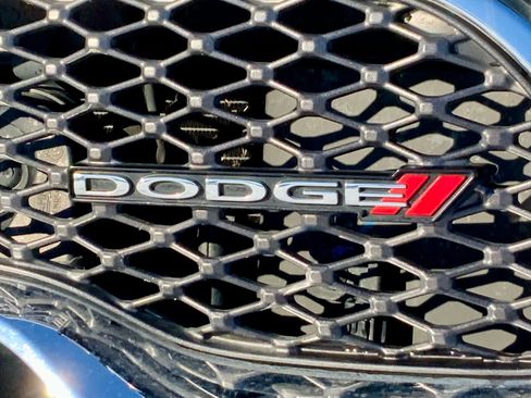 Used 2023 Dodge Durango SXT Launch Edition image 18