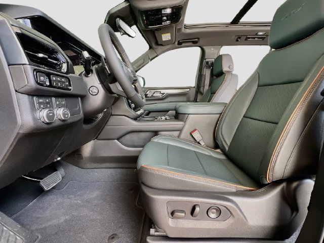 New 2027 GMC Yukon AT4 w/ Technology Package AWD/4WD image 15