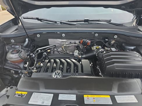 Used 2022 Volkswagen Atlas SEL Premium AWD/4WD image 22