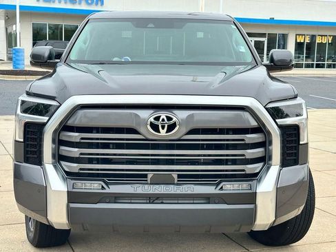 Used 2024 Toyota Tundra Limited w/ Power Package AWD/4WD image 2