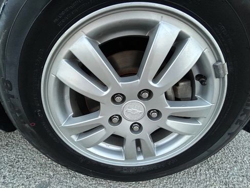 Used 2015 Chevrolet Sonic LT image 27