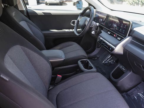 Used 2024 Hyundai Ioniq 5 SEL RWD image 16