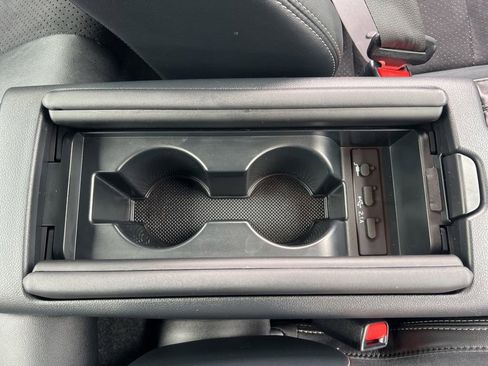 Used 2025 Toyota GR86 Premium w/ Performance Package image 14