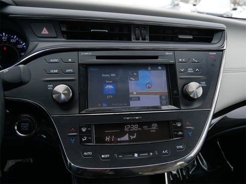 Used 2015 Toyota Avalon XLE Touring image 17