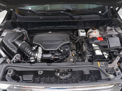 Used 2019 GMC Acadia SLT w/ LPO, Floor Liner Package image 35