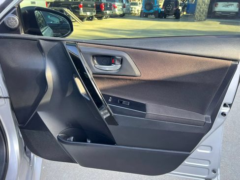 Used 2017 Toyota Corolla iM w/ Carpet Mat Package FWD image 30