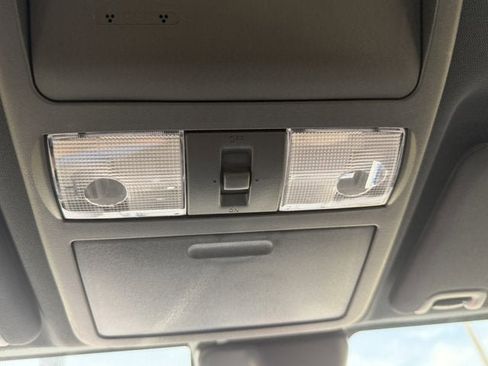 Used 2025 Nissan Frontier PRO-4X w/ Pro Convenience Package AWD/4WD image 28