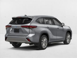 New 2026 Toyota Highlander Platinum video 2