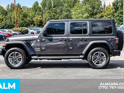 Used 2021 Jeep Wrangler Unlimited Sahara image 9