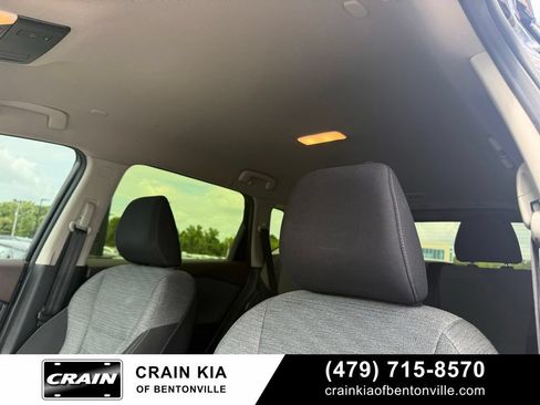 Used 2023 Nissan Rogue SV FWD image 21