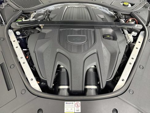 Certified 2023 Porsche Panamera 4 Platinum Edition AWD/4WD image 32