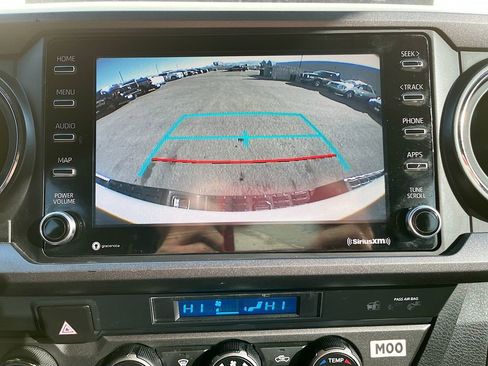 Used 2022 Toyota Tacoma TRD Off-Road w/ Technology Package image 14