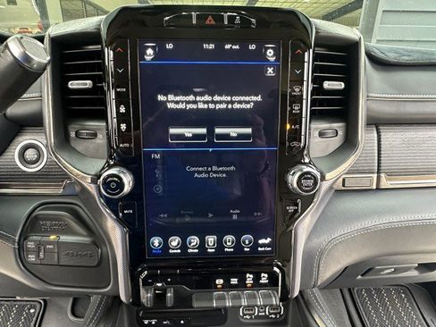 Used 2019 RAM 2500 Limited AWD/4WD image 23