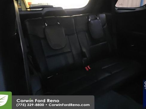 Used 2023 Ford Explorer Platinum w/ Technology Package image 18