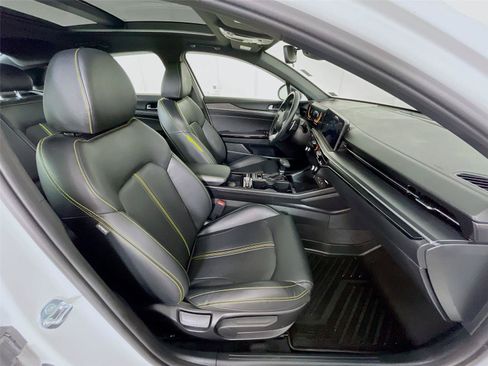 Certified 2025 Kia K5 GT FWD image 33