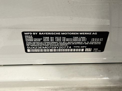 Used 2025 BMW X7 xDrive40i AWD/4WD image 12