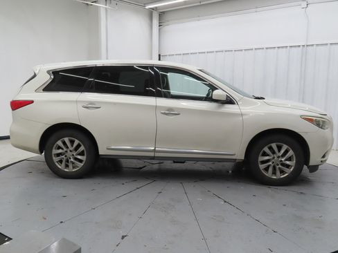 Used 2013 INFINITI JX35 FWD w/ Premium Pkg image 2