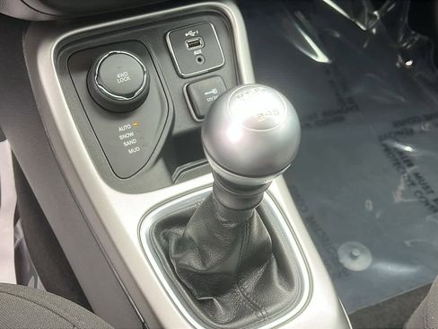 Used 2019 Jeep Compass Sport image 16