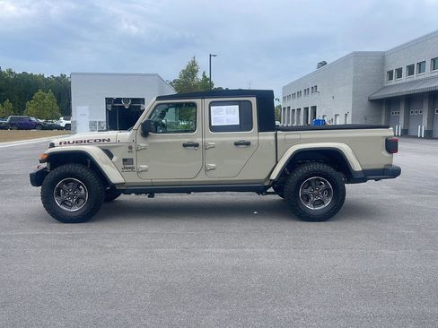 Used 2020 Jeep Gladiator Rubicon AWD/4WD image 4