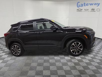 Used 2025 Chevrolet TrailBlazer LT w/ Convenience Package