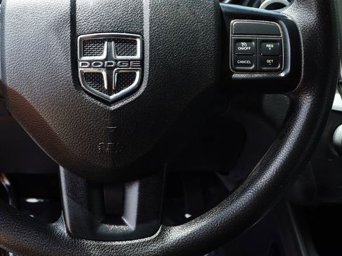 Used 2020 Dodge Journey SE image 51