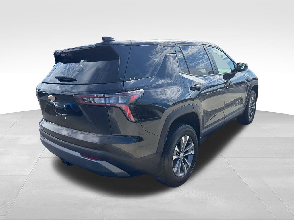 Used 2026 Chevrolet Equinox LT FWD image 6