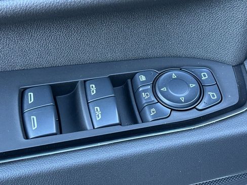 Used 2025 GMC Sierra 2500 AT4 w/ AT4 Premium Plus Package image 11