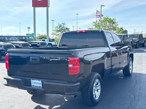 Used 2018 Chevrolet Silverado 1500 LT w/ All Star Edition AWD/4WD image 2