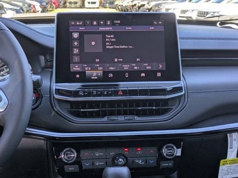 New 2026 Jeep Compass Latitude w/ Sun and Sound Group image 16