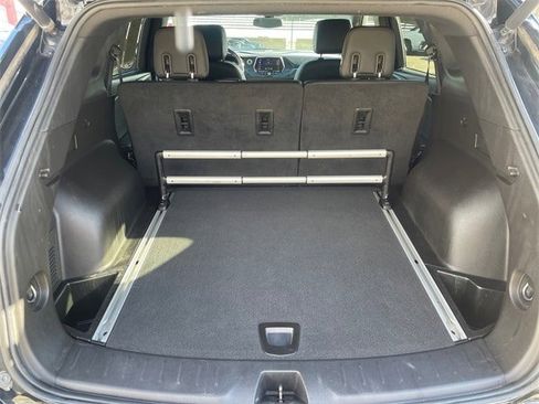 Used 2019 Chevrolet Blazer RS image 17