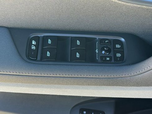 Used 2024 Polestar Polestar 2 AWD/4WD image 21