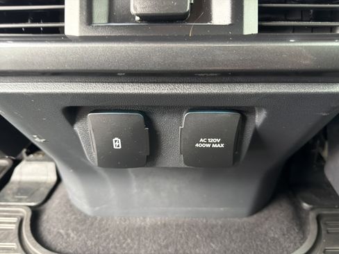 Used 2023 Ford F150 Lariat w/ Equipment Group 502A High AWD/4WD image 51