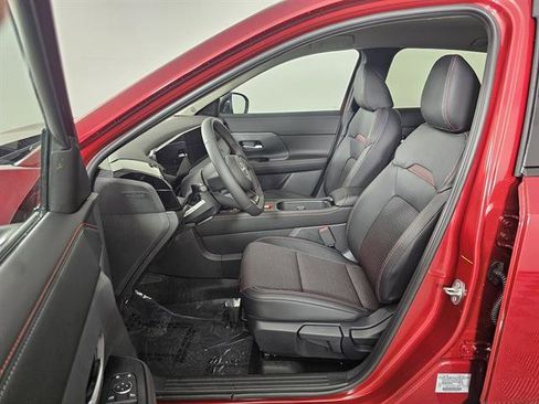 New 2026 Nissan Kicks SR w/ Cold Weather Package image 24