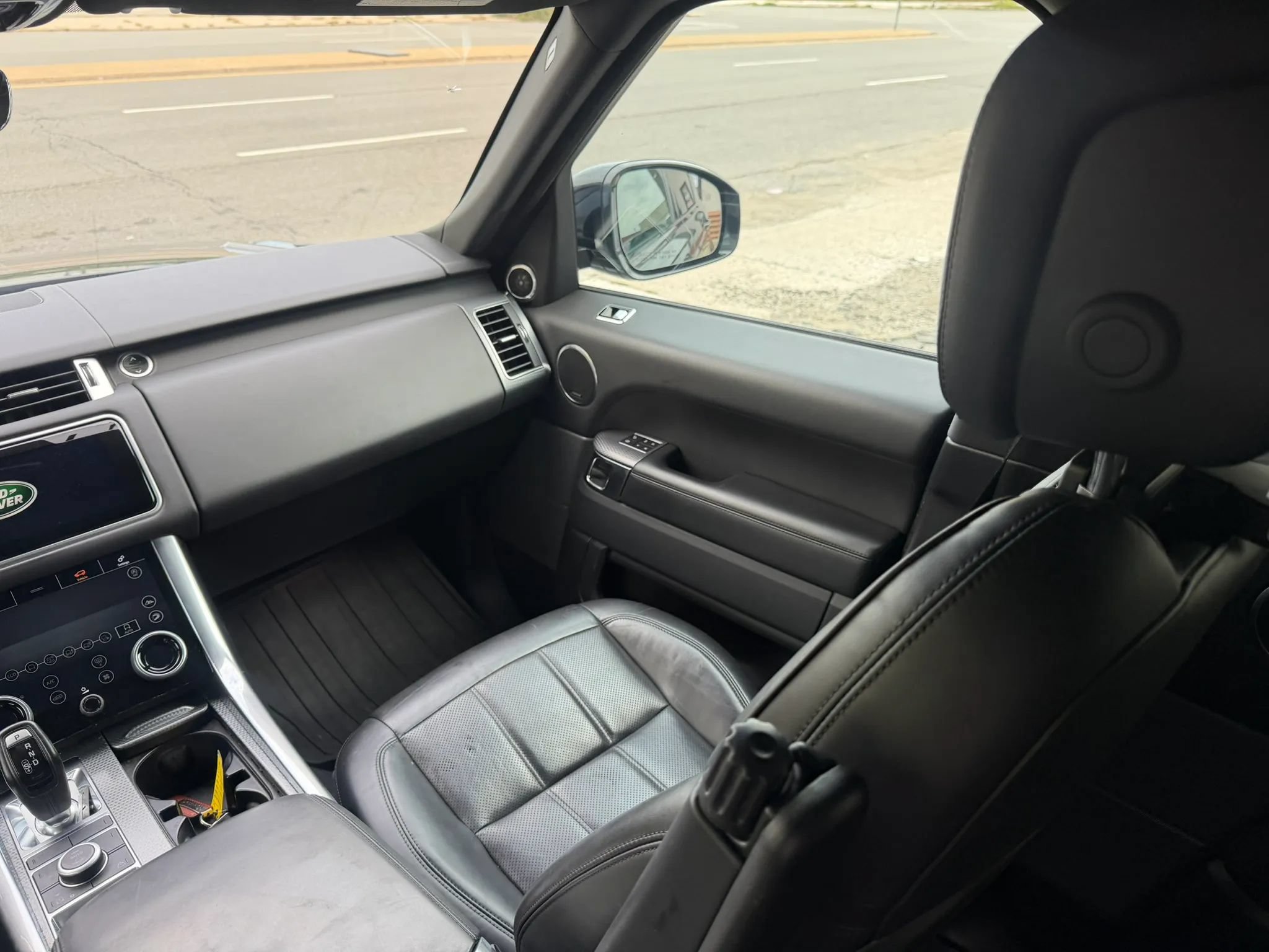 Used 2019 Land Rover Range Rover Sport Supercharged AWD/4WD image 18