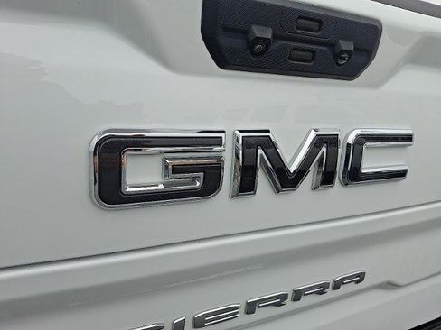 Used 2024 GMC Sierra 1500 SLT w/ SLT Premium Plus Package image 30