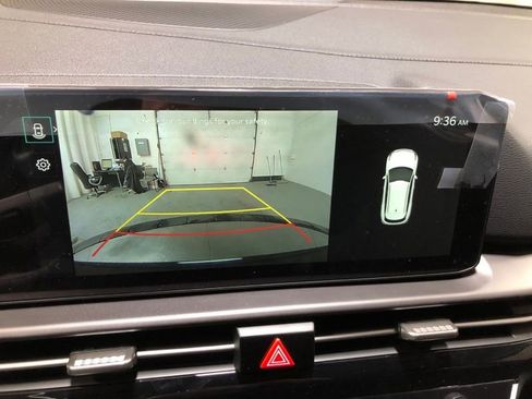 New 2026 Kia Sportage EX w/ EX Panorama Roof Package FWD image 33