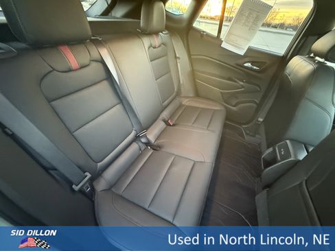 Used 2024 Chevrolet Trax RS w/ Sunroof Package image 20