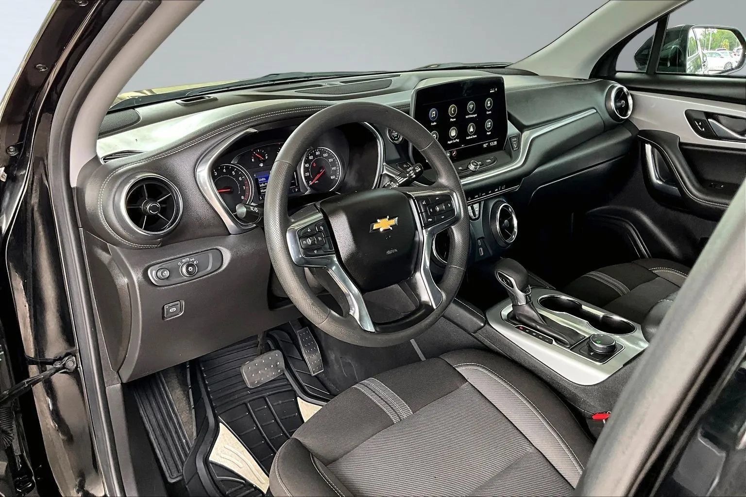 Used 2023 Chevrolet Blazer LT AWD/4WD image 14