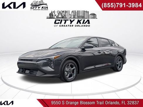 New 2026 Kia K4 FWD image 1