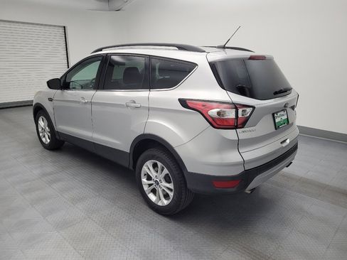 Used 2017 Ford Escape SE w/ Equipment Group 201A FWD image 3