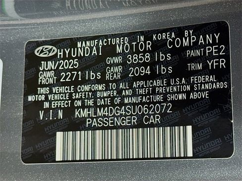 Certified 2025 Hyundai Elantra Sport image 16