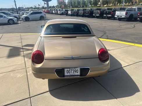 Used 2005 Ford Thunderbird RWD image 5