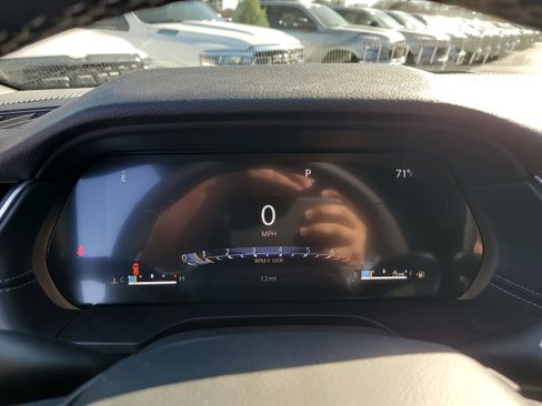 New 2025 Jeep Grand Cherokee Laredo image 21