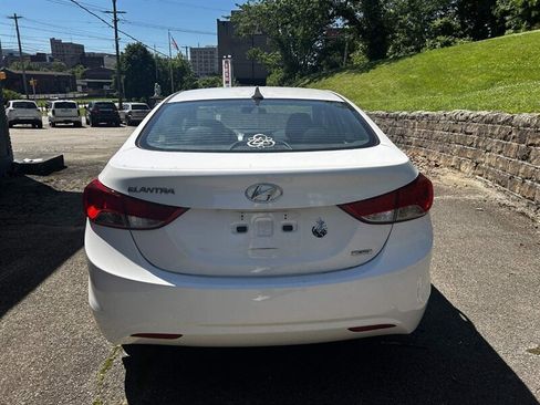 Used 2011 Hyundai Elantra Limited FWD image 3