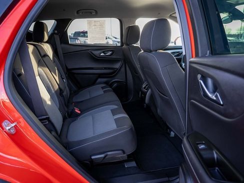 Used 2025 Chevrolet Blazer LT image 17